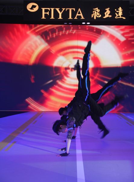 �w���_(d��)���w����ϵ������l(f��)����(hu��)�_����